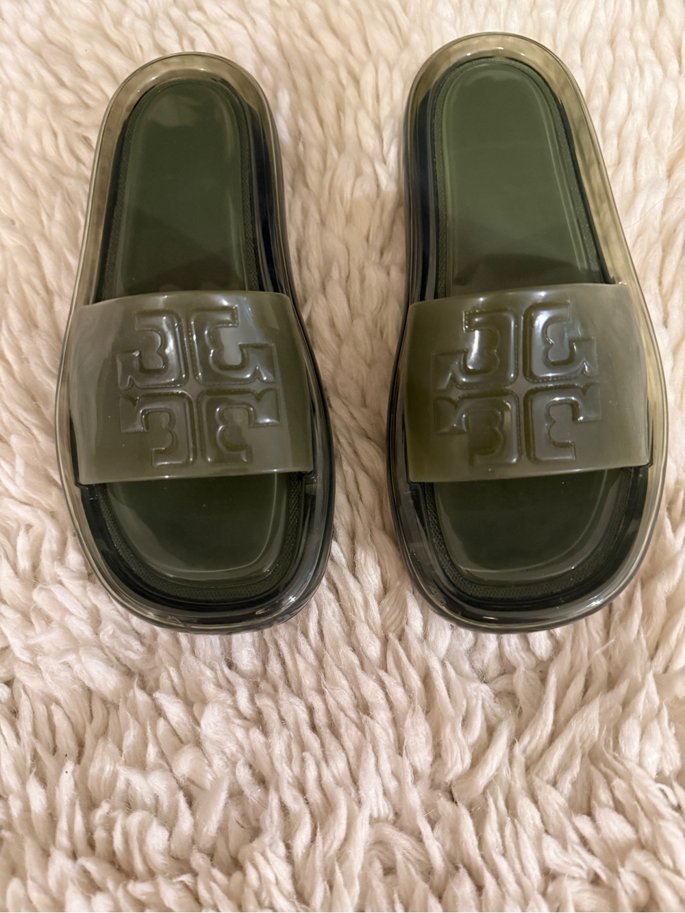 Tory Burch Olive Translucent Logo Slide Sandals - 5 medium